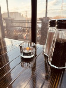 an image of a salt and pepper shaker on a table