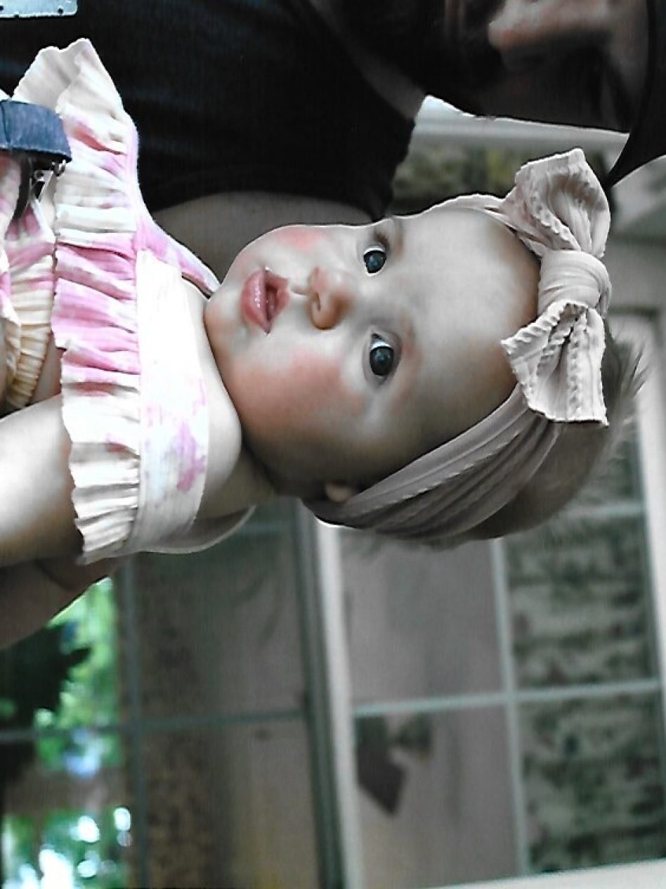 pink-bow-7-month-old-girl-65-years-older-Peopoe-Third-place-S.Lutz-copy